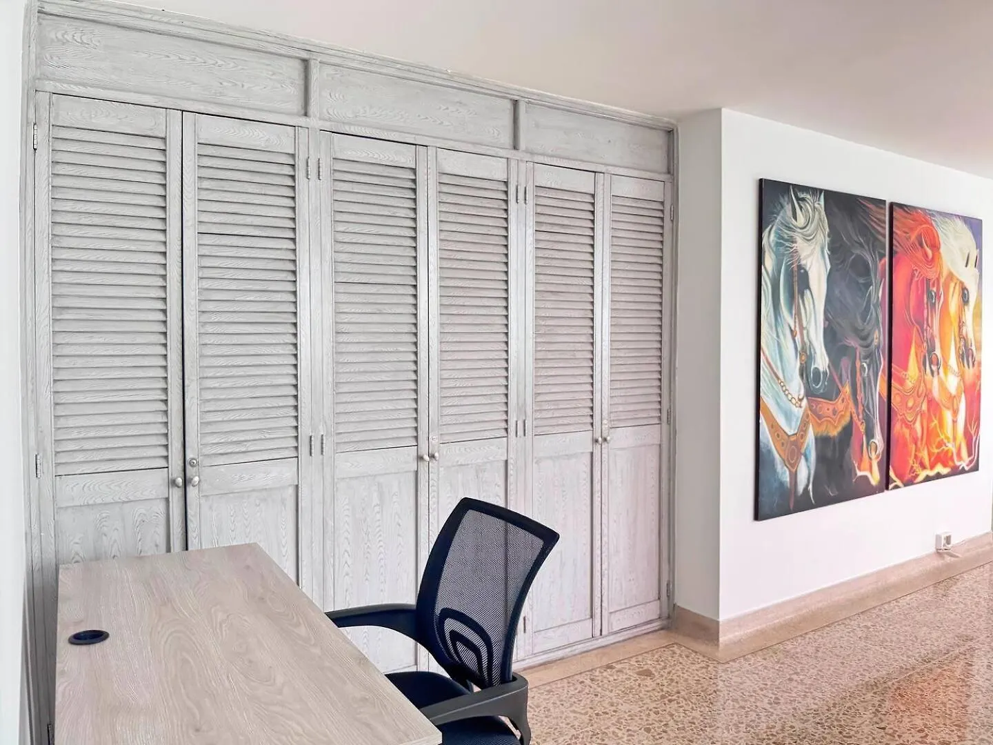 4Br 232 M Apartment In El Poblado, El Tesoro Medellín