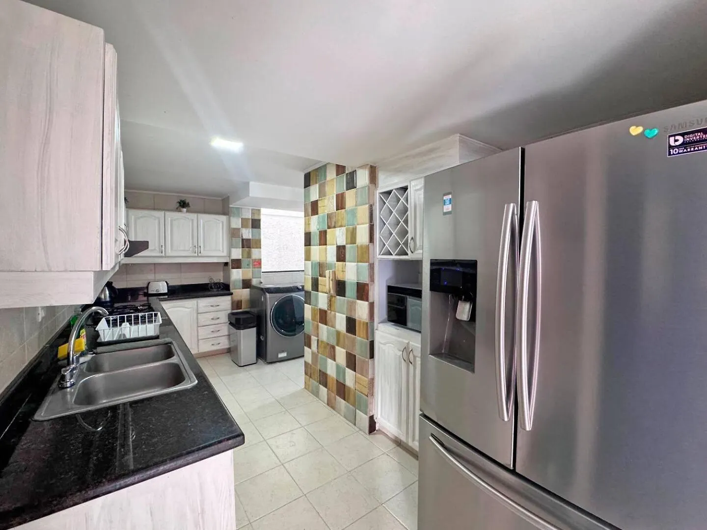 4Br 232 M Apartment In El Poblado, El Tesoro Medellín